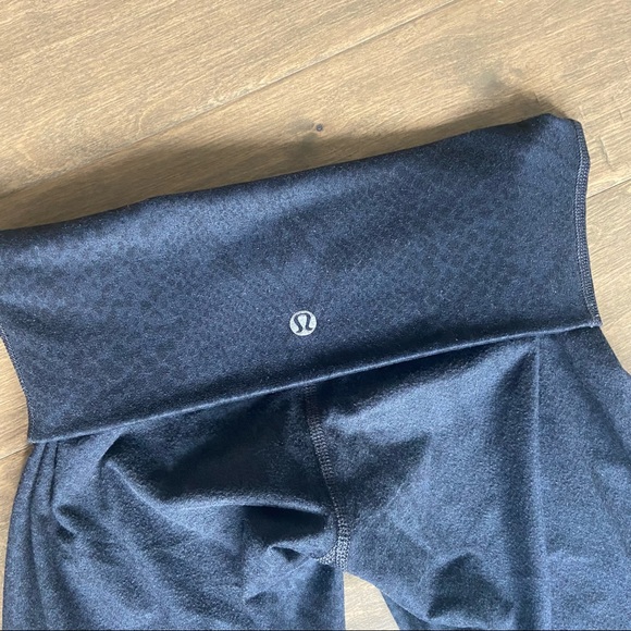 Lululemon Print Leggings - Picture 5 of 6